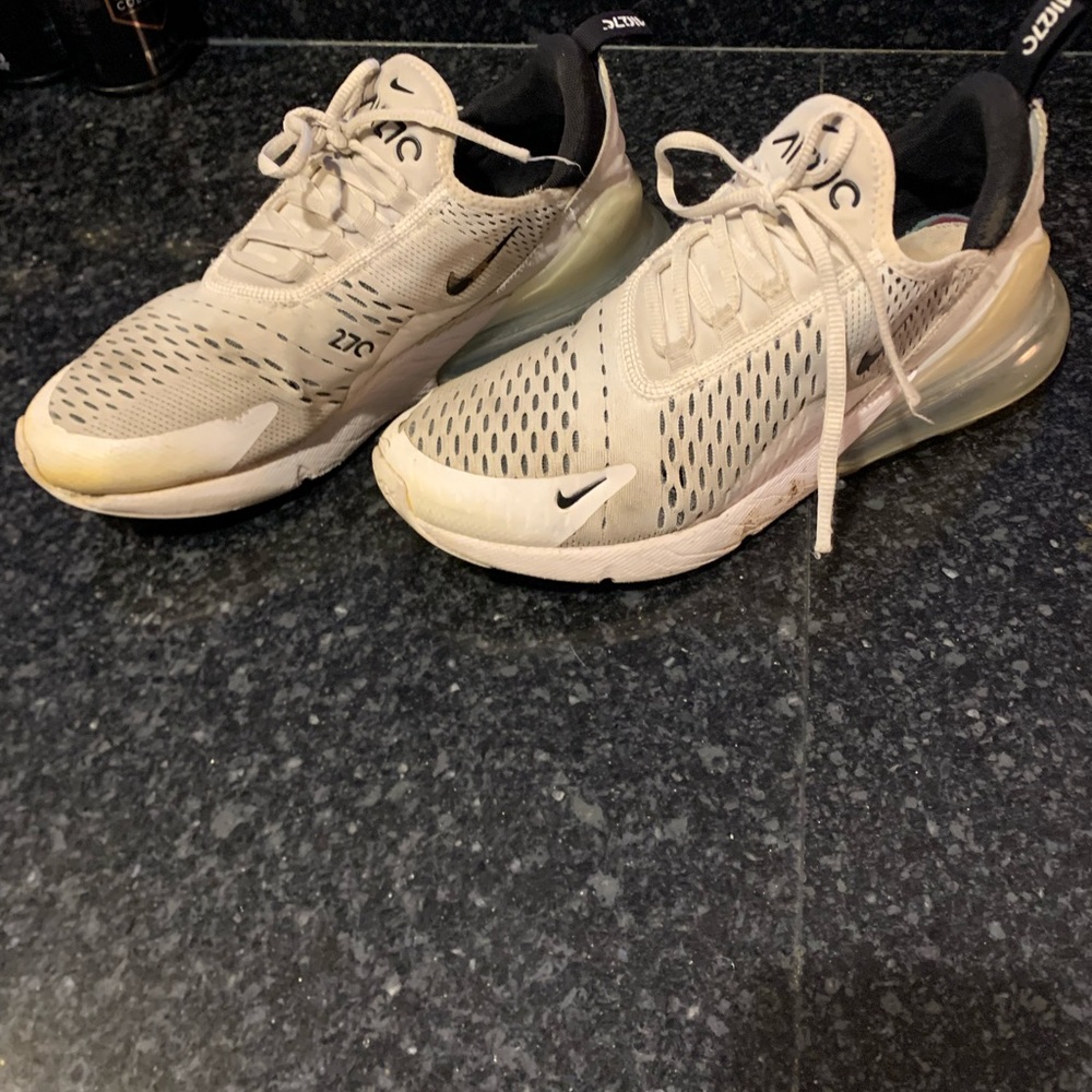 Nike Air Max 270